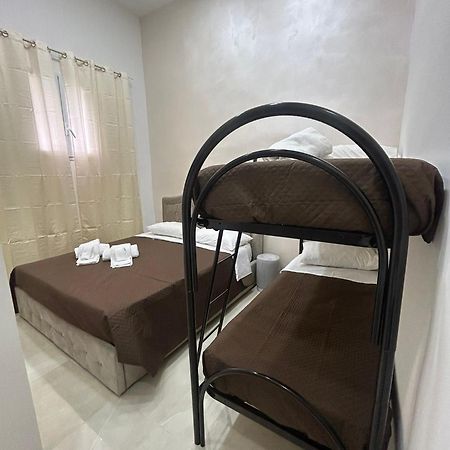 Luxury Rooms Carbonara 95 Naples Exterior photo