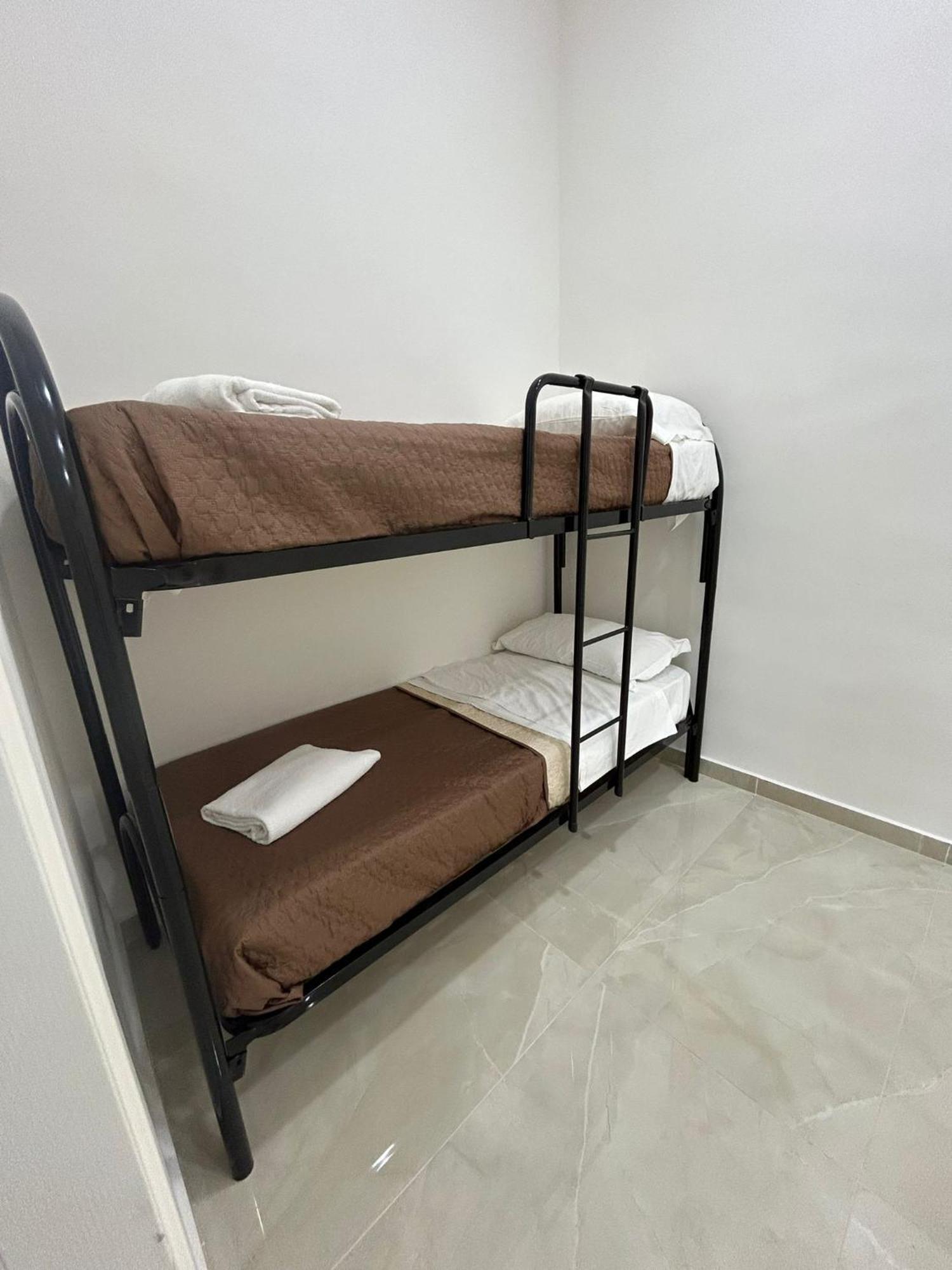Luxury Rooms Carbonara 95 Naples Exterior photo